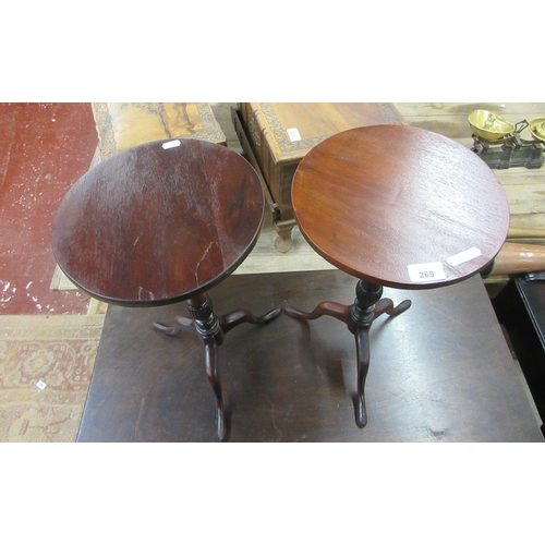 269 - Pair of Georgian wine tables - Approx height 52cm  Diameter of tops approx 26cm