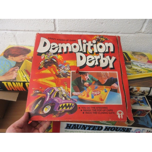 327 - Good collection of vintage games to include Denis Fisher, MB Games, Ideal etc