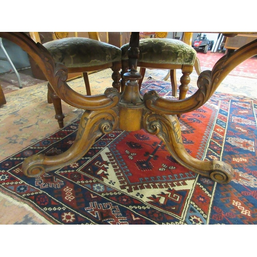 380 - Victorian walnut circular table - Approx size D: 122cm H: 68cm