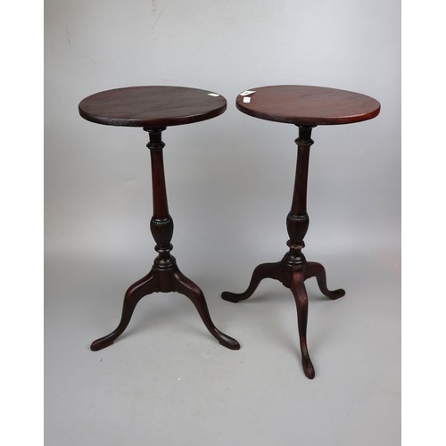 269 - Pair of Georgian wine tables - Approx height 52cm  Diameter of tops approx 26cm