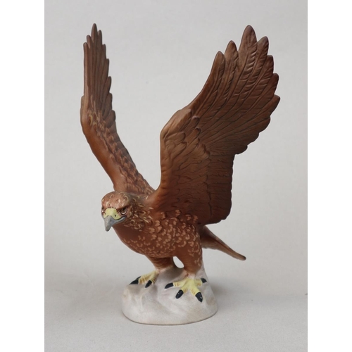 165 - Large Beswick 2062 Matt golden eagle figure - Height 26cm