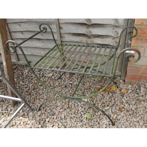 460 - Metal garden seat