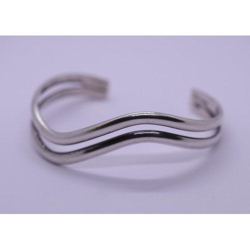 89 - Silver bangle