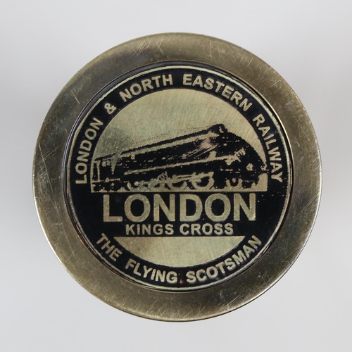 126 - Flying Scotsman souvenir telescope