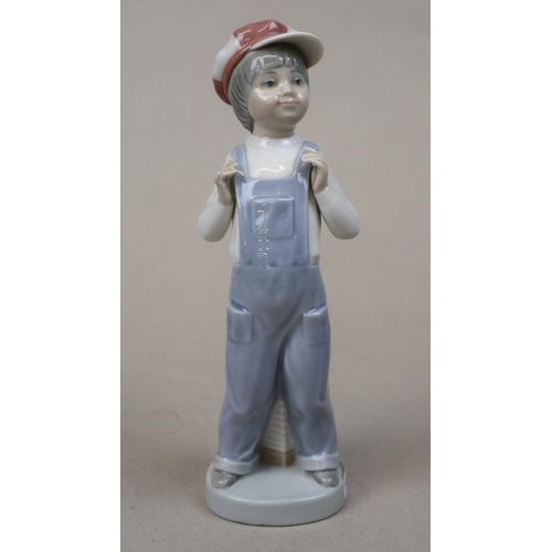 164 - 2 Lladro porceline figurines - 'Boy from Madrid' with accordion - approx height 21.5cm and 'Girl wit... 