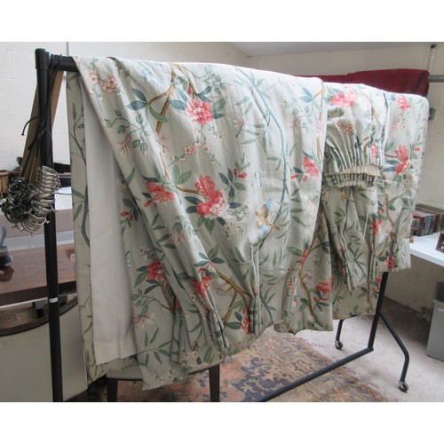 443 - 1 large pair of curtains - Approx W: 170cm  L: 210cm  together with 2 smaller pairs and the curtain ... 