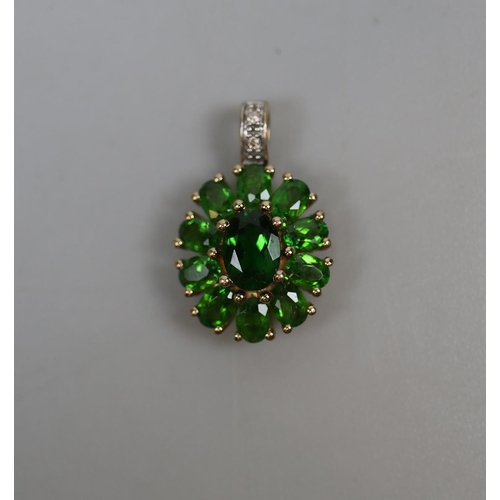 34 - 9ct gold diopside (Russian emerald) and diamond set pendant