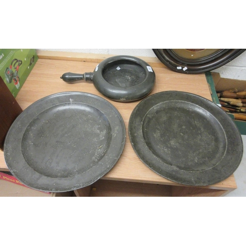 353 - 3 pieces of pewter