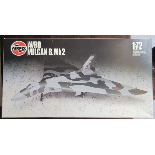 446 - Airfix Vulcan kit 1:72 scale