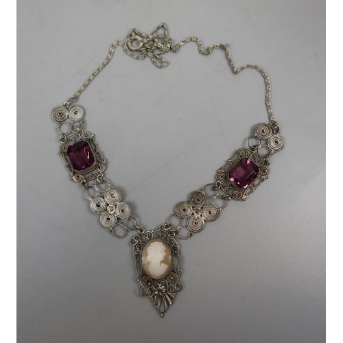 50 - Silver filigree vintage necklace with amethyst and cameo