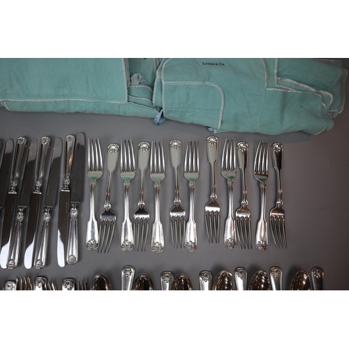 10 - Tiffany & Co. Shell and Thread Sterling silver flatware - 12 complete settings consisting of din... 