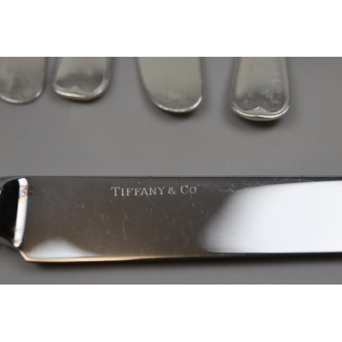 10 - Tiffany & Co. Shell and Thread Sterling silver flatware - 12 complete settings consisting of din... 