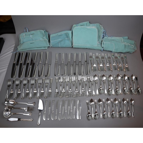 10 - Tiffany & Co. Shell and Thread Sterling silver flatware - 12 complete settings consisting of din... 