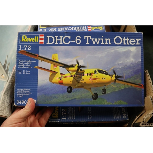 231 - 8 model kits by Revell