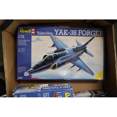 231 - 8 model kits by Revell