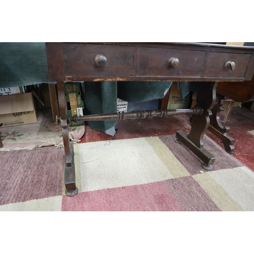 270 - Mahogany serving table with 3 drawers