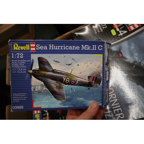 272 - 7 model kits by Revell