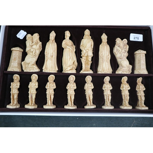 278 - Studio Anne Carlton chess set