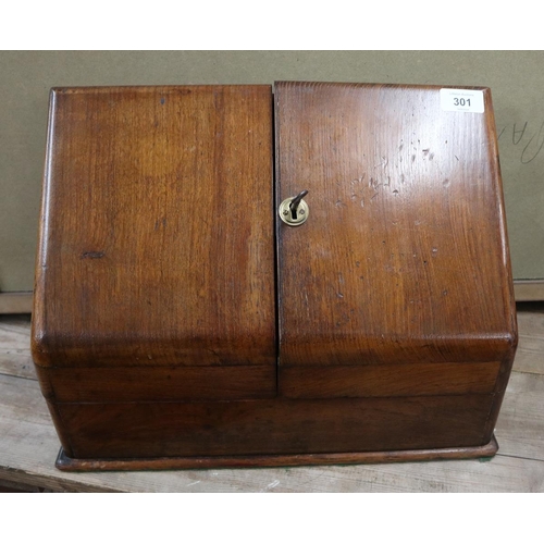 301 - Antique oak desk tidy with its key