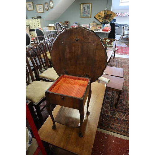 485 - Mahogany sewing box table