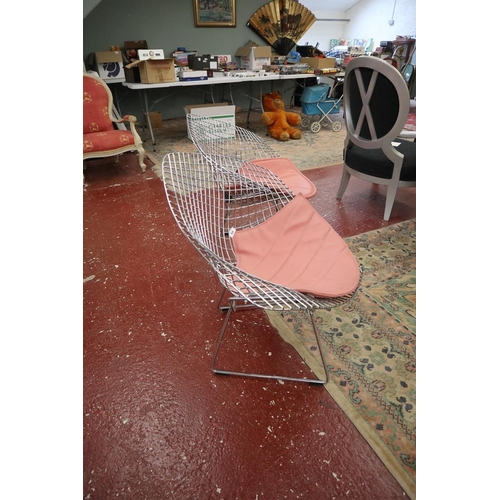 498 - Pair of Bertoia Diamond style chairs with pink cushions