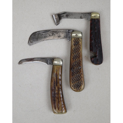 130 - 2 x 19thC. horn handled pruning knives, plus early Marples horn handled race knife