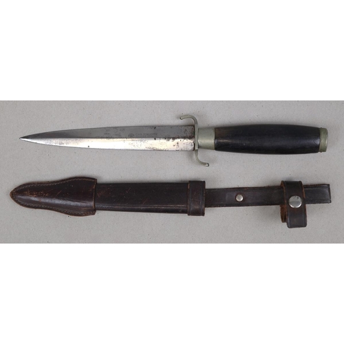 176 - Rare WW2 Carl Schlieper 'Eye' brand German fighting knife made by Solingen