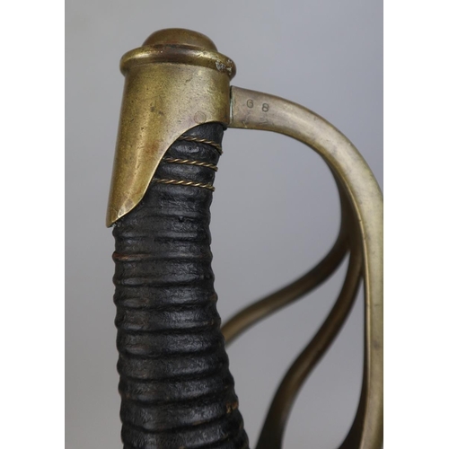 149 - French 1822 pattern Cavalry Officer's sabre, 3-bar grip, steel scabbard