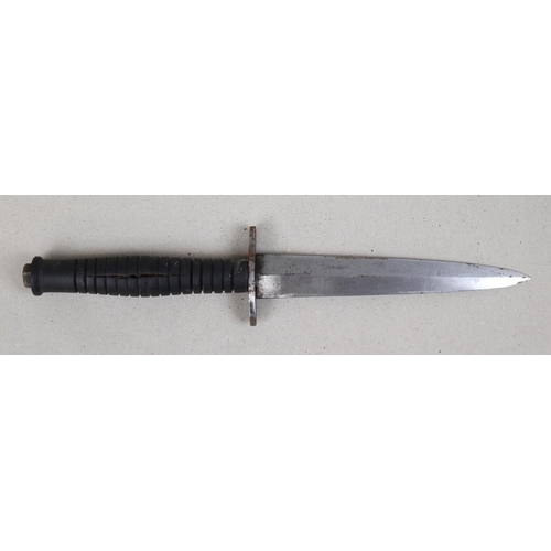 150 - Fairbairn Sykes fighting dagger together with Commando beret