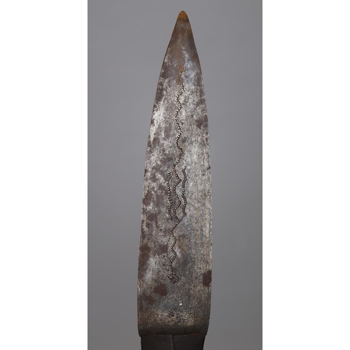 180 - Collection of ethnic tribal knives from Polynesia, New Guinea and Central African Mandinka tribes