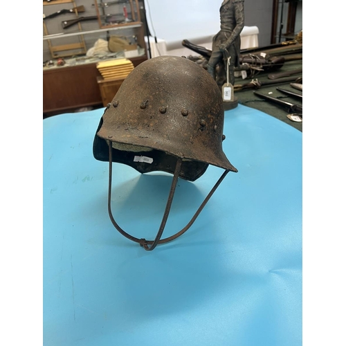 293 - English Civil War pikeman's helmet