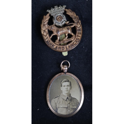 31 - WW1 medals, plaque, Death Penny, photographs and newspaper clippings pertaining to PTE Alfred Bulliv... 