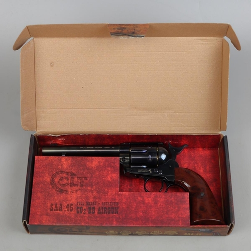 123 - Umarex. Colt Single Action Army 45 CO2 BB Airgun No 15D74085, blued body with brown grip, plus box w... 