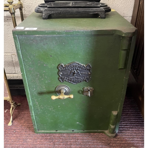 392 - Early Victorian safe with key - Approx W:41cm D: 41cm H: 50cm