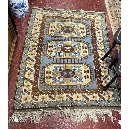 435 - Vintage Turkish Kazak all wool, hand woven rug. 176 x131 cm