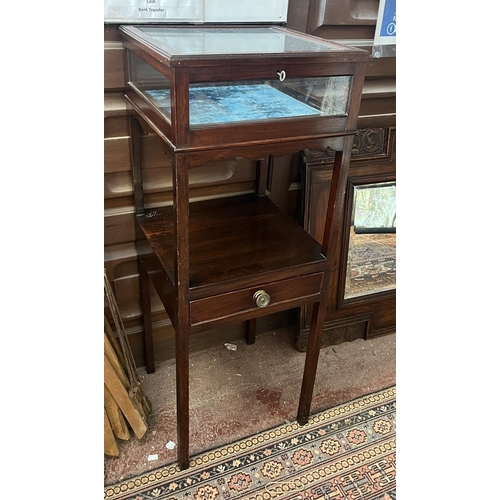 501 - Bijouterie cabinet - Approx W: 35cm D: 35cm H: 89cm