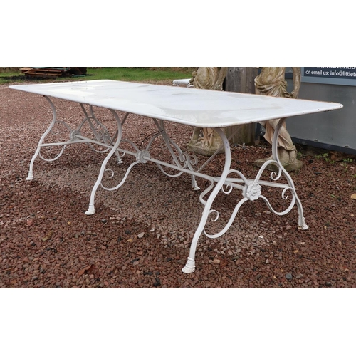 539 - Large metal garden table - Approx L: 253cm W: 92cm H: 72cm