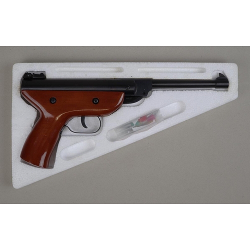 126 - Westlake. .177 air pistol No 9228816 mechanism in full working order, box with instructions.