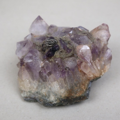 200 - Amethyst geode together with another