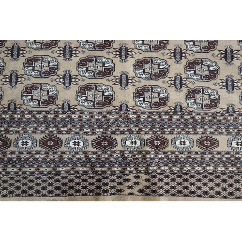 360 - Large patterned rug