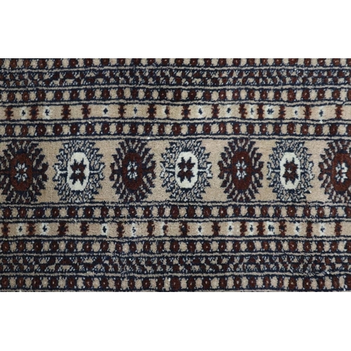 360 - Large patterned rug