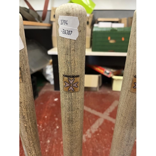 383 - Set of vintage Crusader cricket training stumps