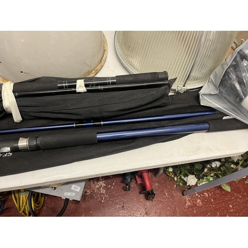 385 - 7 various sea rods - Pier, spinning boat and surf rods together with 8 multipliers including Penn &a... 