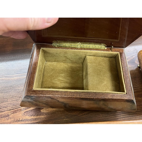 422 - 4 inlaid music boxes