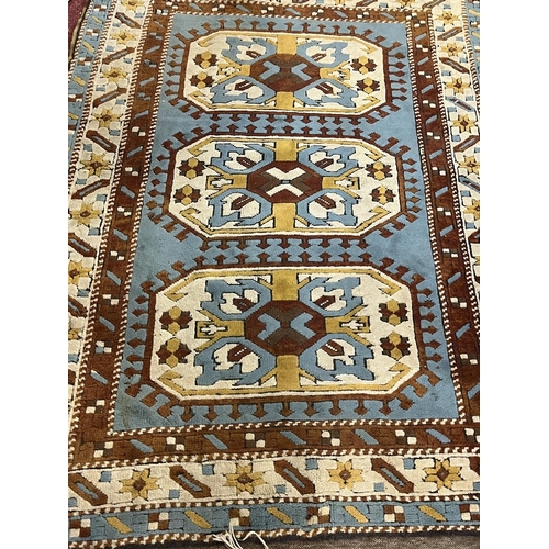 435 - Vintage Turkish Kazak all wool, hand woven rug. 176 x131 cm