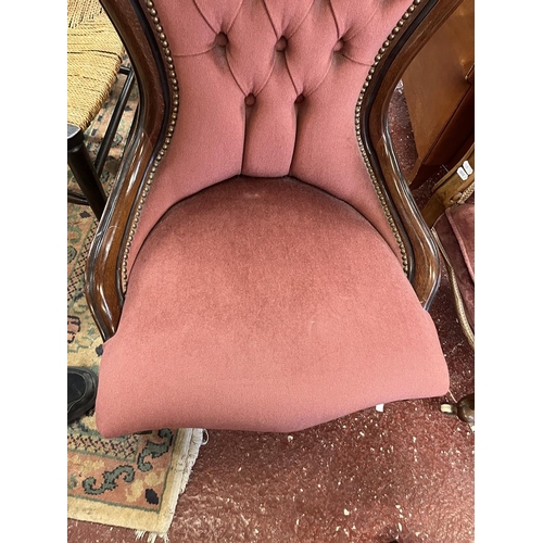 522 - Victorian button back nursing chair