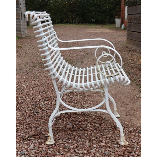 537 - Metal garden chair