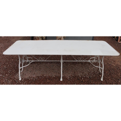 539 - Large metal garden table - Approx L: 253cm W: 92cm H: 72cm