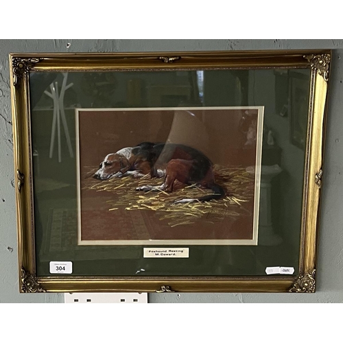 304 - Pastel of a fox hound by Malcolm Coward - IS 31cm x 22cm