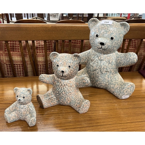 444 - 3 graduated ceramic teddy bears - Approx H of tallest: 27cm